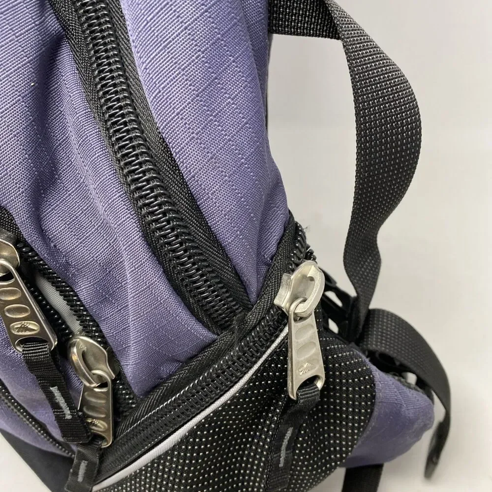 High Sierra Elite Tech Spot Suspension Strap System Backpack Black 18x12 *Tear*